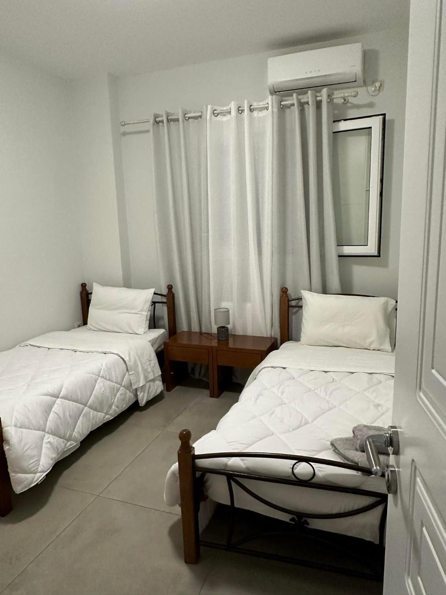 Mimozas Apartment Πόρτο Χέλι Εξωτερικό φωτογραφία